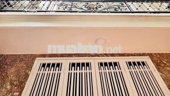 Nhà mới cho gia đình trẻ, 6 tầng thang máy, 3 ngủ, vài bước ra ô tô