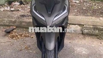 muốn đổi xe khác cần bán con vario 150 đời 2020