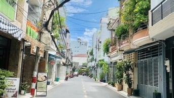 HẺM NHỰA 6M - KẾ QUẬN 10 - ( 4.5 x 14 ) 4 TẦNG - SỔ A4 CHỈ 9.5 TỶ