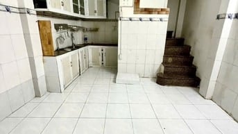 Nhà 2 lầu hẻm 343 Phan Xích Long, P.1, PN - H.đông nam