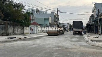 LÔ ĐẤT NGANG 9m D1 KDC THUẬN GIAO ĐANG LÊN NHỰA GIÁ CỰC TỐT