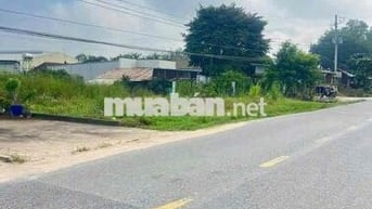 Có nền đất ngang 10 mt DH nằm sát bên chợ và TTHC xã An Linh