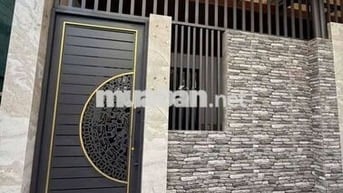 CHO THUÊ NHÀ TRÊT, MOI XÂY, HẺM 3 GÁC, 1 XET,  PHAM HÙNG