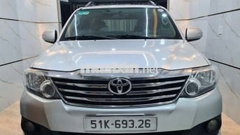 TOYOTA FORTUNER V 2013 TỰ ĐỘNG XĂNG MÁY SỐ ZIN.
