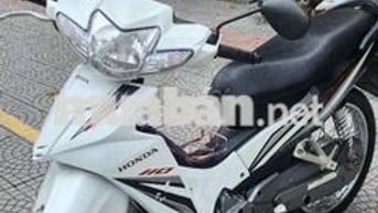 🍎Bán xe honda Blade mẫu mới 2020 trắng ngọc