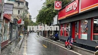 Tập thể phố Vạn Bảo Ba Đình siêu thuận tiện 76m 3pn đẹp giá 6.2 tỷ