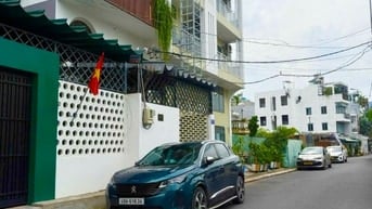 CHDV 2MT trước Sau đường Bình Lợi. 7x30m 210m2 đất. 27Pn. TN 170Tr/th.