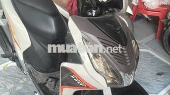 Xe máy Honda Vision 2018 màu trắng đen