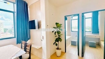 Cho thuê căn hộ dịch vụ 2 phòng ngủ ở ngã tư Bảy Hiền
