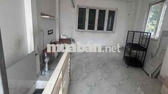 cho thuê phòng tầng 1, sạch sẽ, tự do giờ giấc