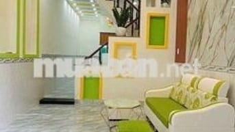 Nhà bán 4×11, 1 trệt, lầu, nhà mới  đẹp, 2 phòng ngủ 2WC. Giá 1ty 790