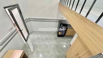 DUPLEX MỚI XÂY NGAY CẦU VƯỢT LINH XUÂN