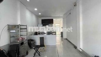 Cho thuê nhà MT Rạch Bùng Binh Q3 — Trệt 3 Lầu — 4x15m — 60 triệu tl