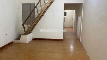 Cho thuê nhà riêng tại nhà số 8 ngõ 105 ngọc trục