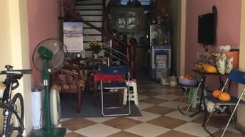 Cho thuê nhà 5 tầng – ngõ ô tô tránh, vỉa hè rộng – 282 Lạc Long Quân,