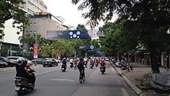 Cho thuê cửa hàng nhà mặt phố Huế