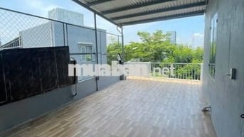 Nguyên tầng 3, dt 103m2, đường Nguyễn Hữu Hào, Nam Việt Á