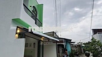 Nhà lầu lộ ô tô phường Long Tuyền