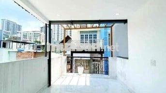 NHÀ ĐẸP VÀO Ở NGAY - TRUNG TÂM Q4