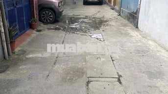 Bán nhà mặt ngõ ô tô kinh doanh nhỏ