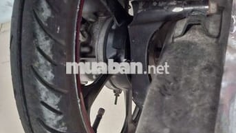 Cần bán xe novo 4