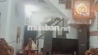 NHÀ 1 TRỆT 2 LẦU ĐƯỜNG LÊ VĂN KHƯƠNG,PHƯỜNG HIỆP THÀNH,Q12.3 PHÒNG NGỦ