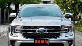 CẦN BÁN XE FORD EVERETS TITANIUM 2023