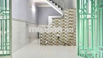 Nhà cho thuê Lê Đình Cẩn (2PN 2WC) gần chợ, nhà mới sơn, vô ở ngay