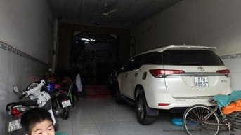 Nhà phố 04 lầu khu cư xá ngân hàng Q7