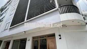 SIÊU PHẨM 2MT PHẠM VIẾT CHÁNH Q1. NGANG 15M NHÀ TRỐNG SUỐT GIÁ 5X !!!