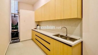 Mình bán nhà đẹp giá rẻ Lê Văn Sỹ Q.3