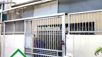 NHÀ NGANG KHỦNG 5M – HẺM XE HƠI TỚI NHÀ – ĐANG CHO THUÊ 6,5TR/THÁNG.