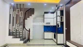 Chính chủ bán nhà 5 tầng 30,5m ( Xây mới nội thất cơ bản) hơn 5 tỷ