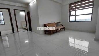 Em chuyên cho thuê Green river 3 phòng ngủ 2wc có nội thất. Gần Q5,10.