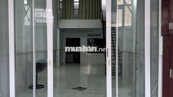 Hẻm rộng phú thọ hoà 4 x 21, 2p, 2wc , lửng