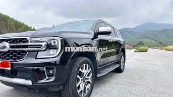 Chính chủ mua từ mới cần bán ev titanium 4x4 2024