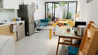 BÁN NHÀ 3 TẦNG ĐẸP 2 MẶT NGÕ THOÁNG, SỔ ĐỎ CHÍNH CHỦ, KHÔNG TRANH CHẤP