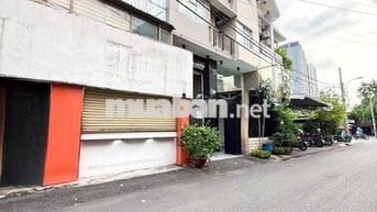 Cho Thuê Nhà Đường Đồng Nai, Quận 10 ( Ngang 8m - Cho Làm CHDV )