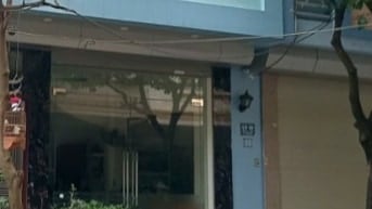 Chính chủ bán nhà mặt phố gần đèn đỏ Văn Phú, 35m2, MT 5m, 6,5 tầng