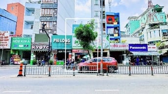 ❇️❇️ Cho Thuê Nhà 2MT: 652 Đường 3/2 - Quận 10 - 4x20m, 2 tầng