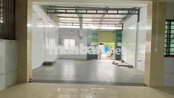 Cho thuê nhà kho, xưởng 180m2 Xuân Thới Thượng
