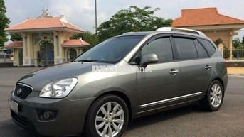 Kia Carens 7 chỗ số tự động màu xám 2010