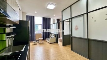 Căn Hộ 2 PN Ban Công Có Thang Máy Hẻm Rộng Vị Trí Di Chuyển Tiện Lợi