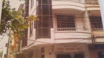 Bán nhà hoặc cho thuê, số nhà 16/121 Thái Hà, Đống Đa, Hà Nội