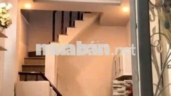 GIA ĐÌNH CẦN BÁN GẤP - nhà 1 trệt 3 lầu giá 2tỷ 290tr, gần bv Bình Tân