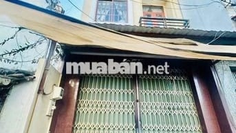 NHÀ 3 LẦU BTCT - MÁI CHE THANG - SÁT MT TIỀN HẺM ÂU DƯƠNG LÂN, P3 Q8