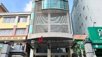 TOÀ NHÀ MẶT TIỀN PHAN XÍCH LONG PN, HẦM, 9 TẦNG