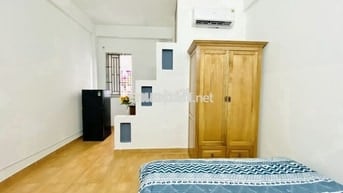 Phòng Tách Bếp Đón Nắng Gần Chợ Tân Mỹ Q7