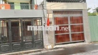 NHÀ 1TRỆT 2LẦU 80M2 3PN 4WC, SÂN OTO, SẴN NỘI THẤT, NGAY CHỢ HIỆP BÌNH