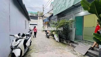 Nhà 4x10m 1Lầu Đúc (2PN 2WC) Hẻm Xe Tải. Phú Thọ Hoà. Tân Phú